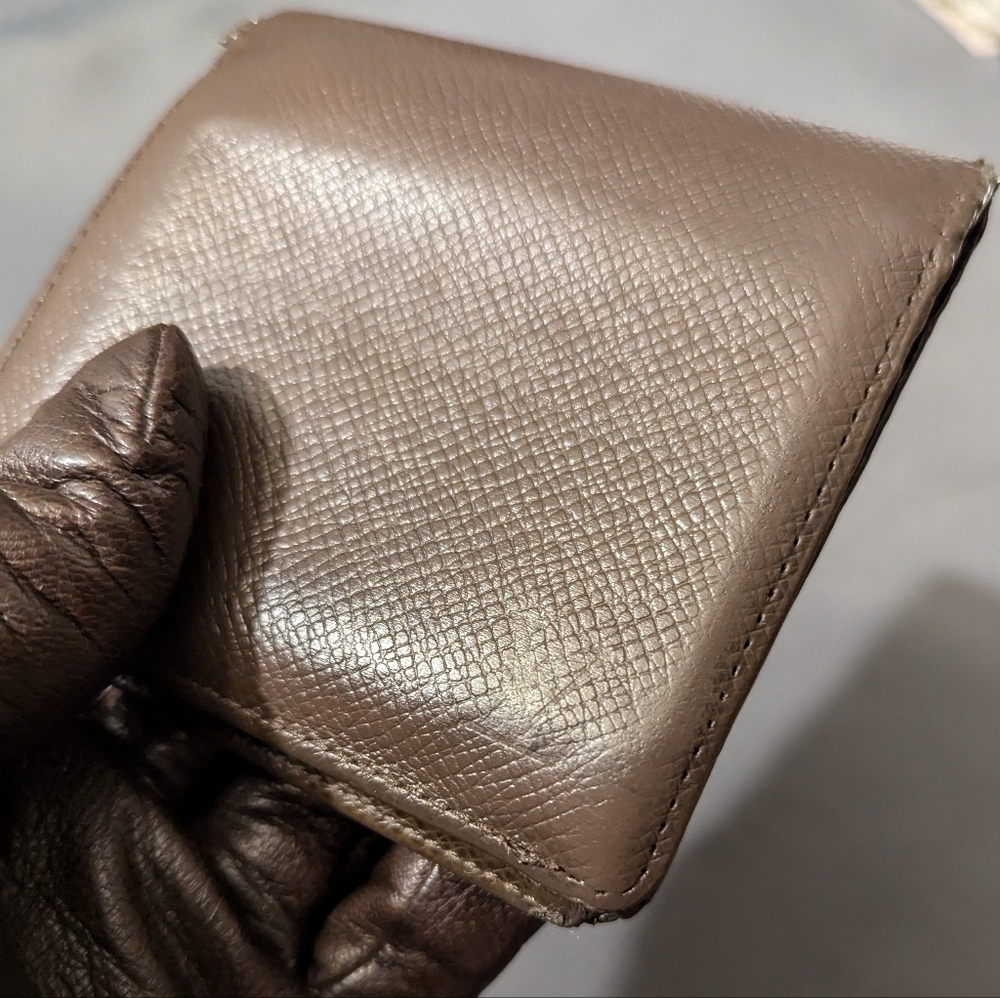 Louis Vuitton Taiga Brown Wallet